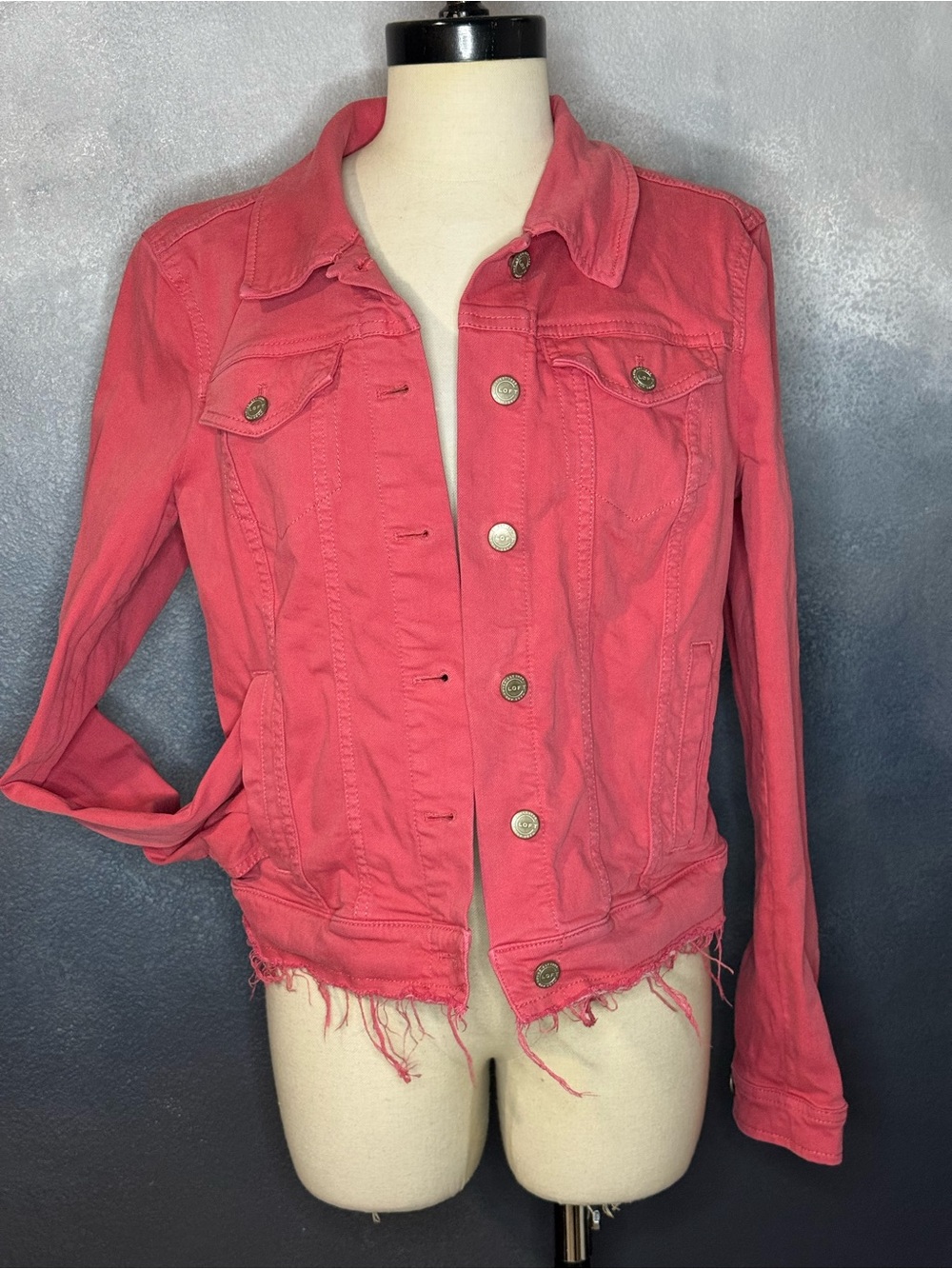 LOFT Coral Pink Distressed Denim Jacket– Women’s Medium